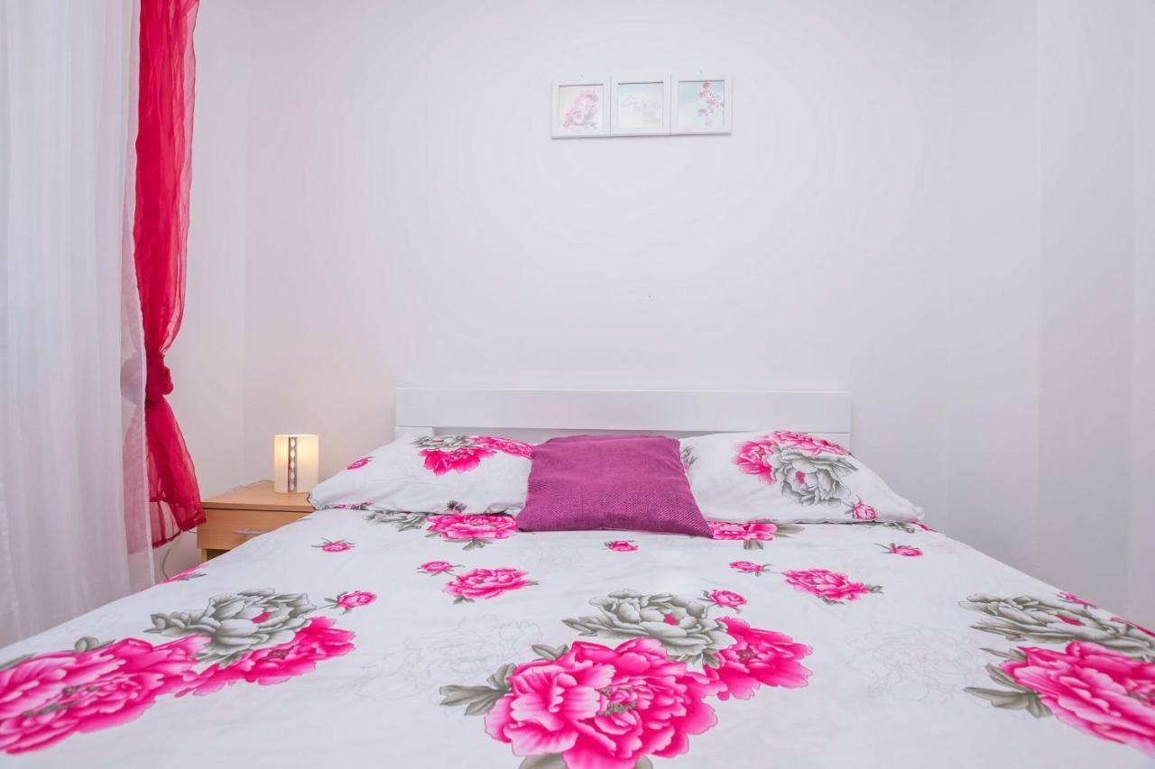 Apartment Seka Privlaka  Eksteriør billede